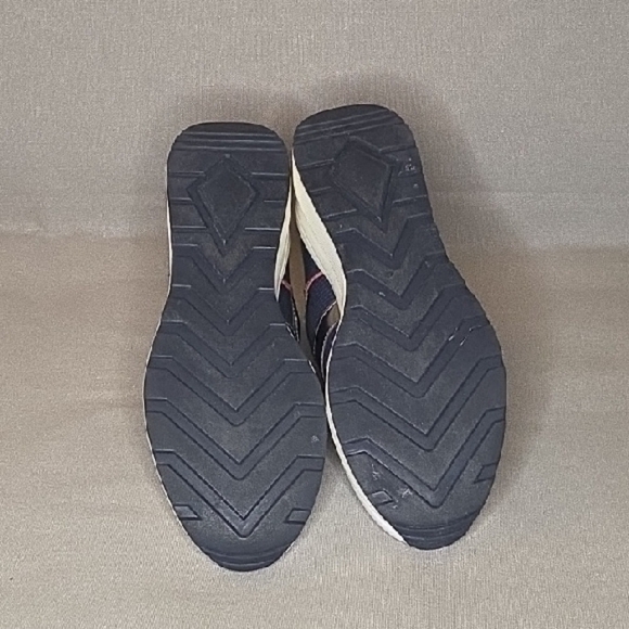 NWOT Michael Kors Hilda Knit & Leather Sock Wedge Heel Lace Up Trainers Sneakers - Picture 4 of 5